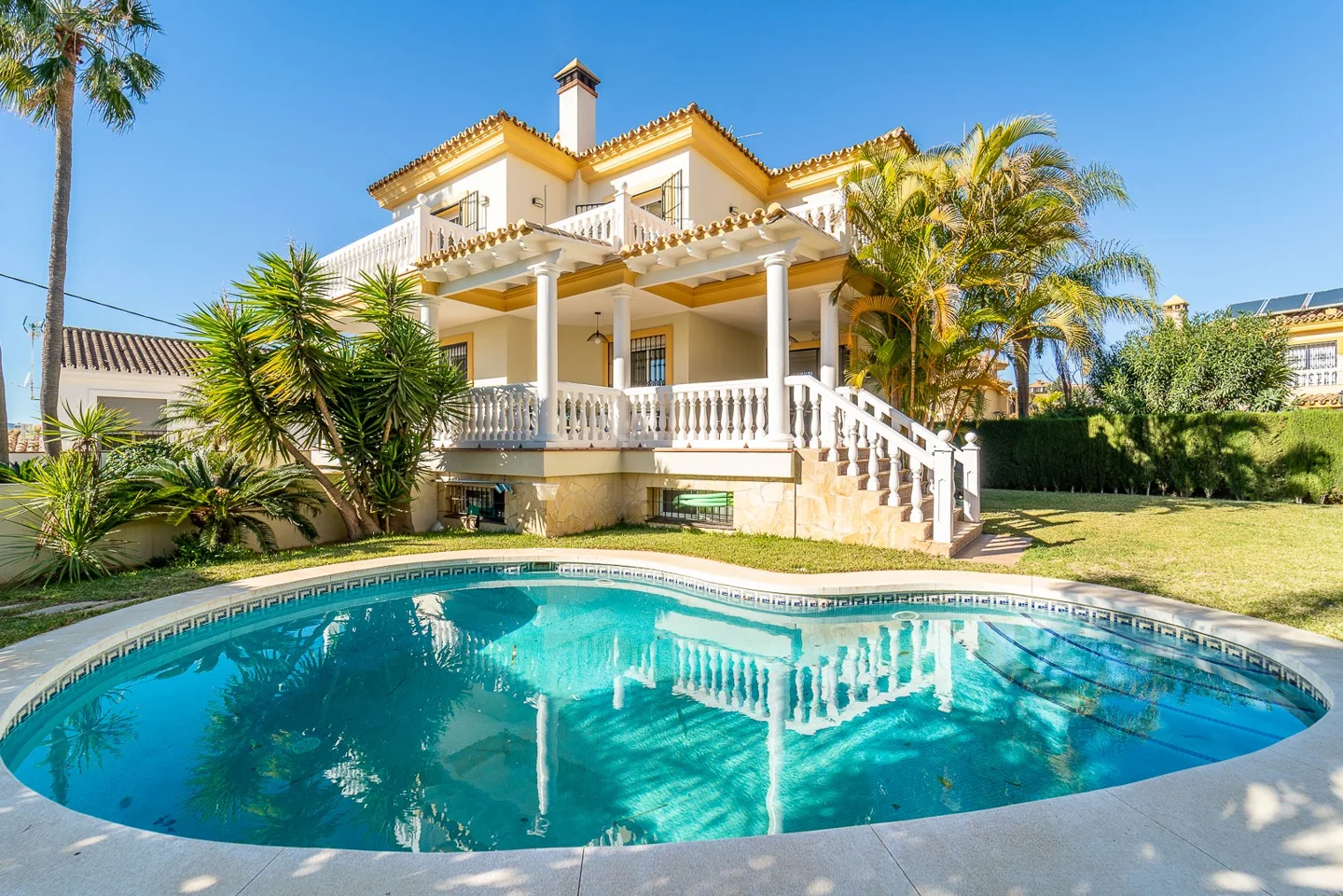 Villa con piscina en la Sierrezuela