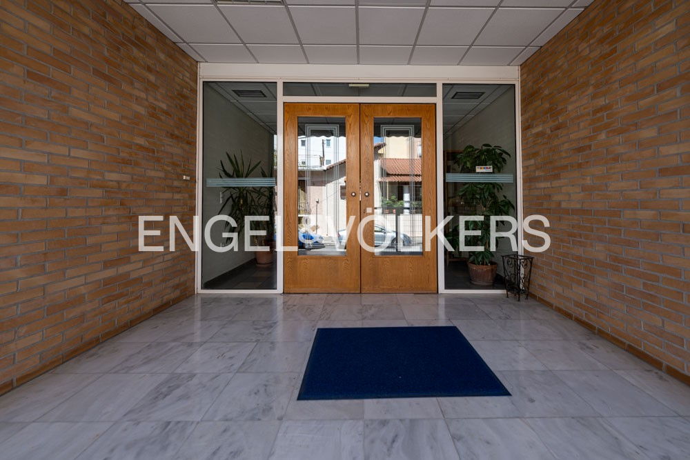 Investment Building in Excellent Condition in the Heart of Kalamata