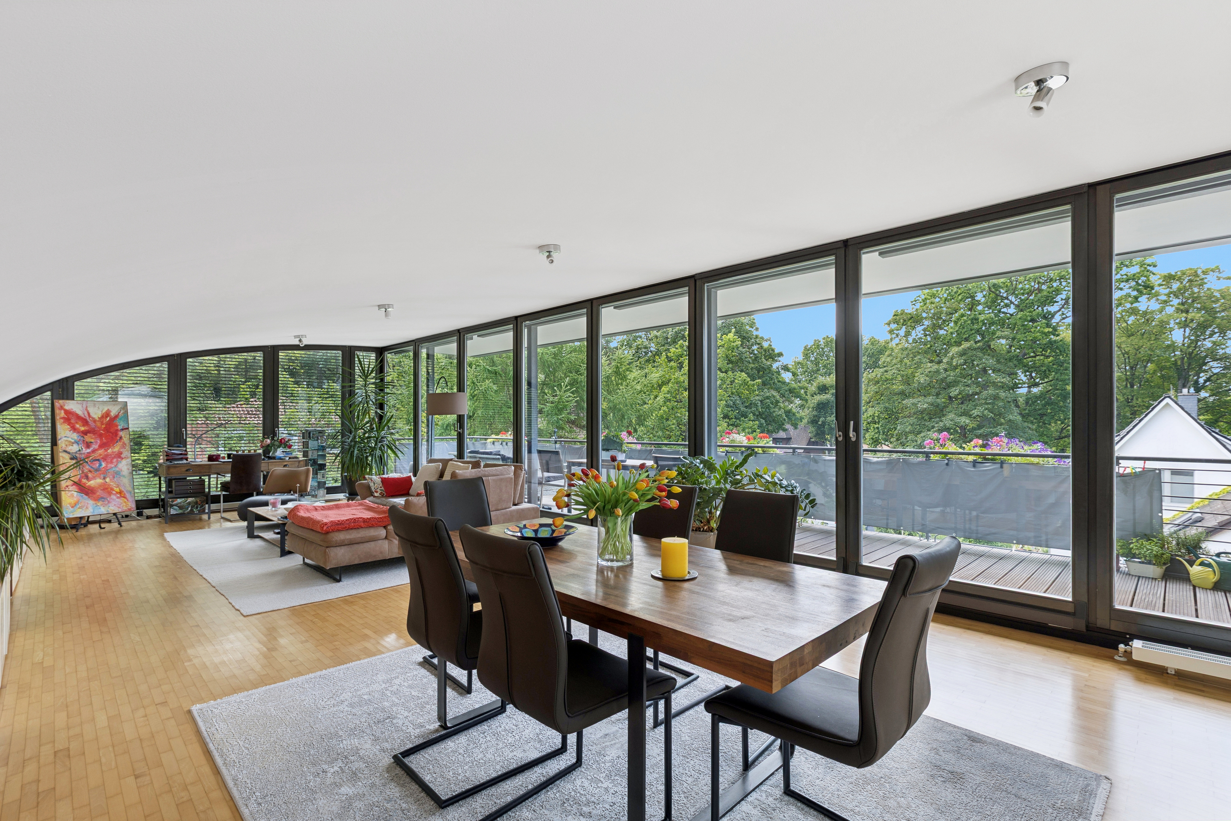 Wohnen mit Penthouse-Charakter in Frohnau – inklusive umlaufender Balkon