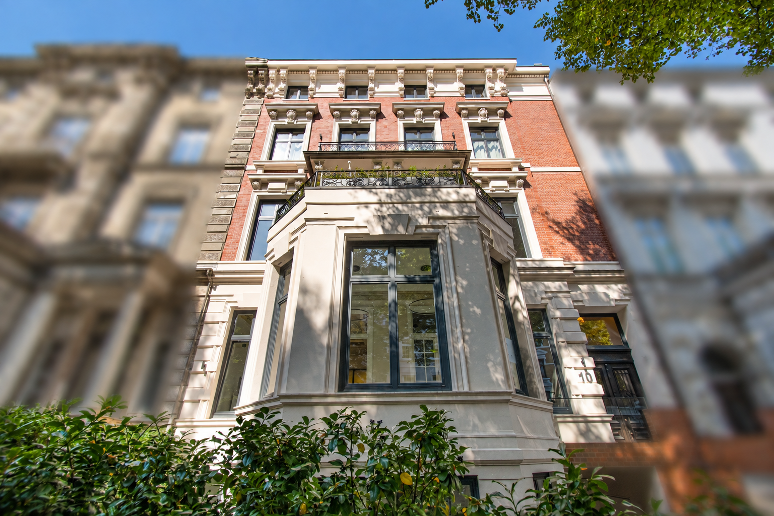 Penthouse Prestige: Luxuriöses Wohnen im Herzen der Stadt!