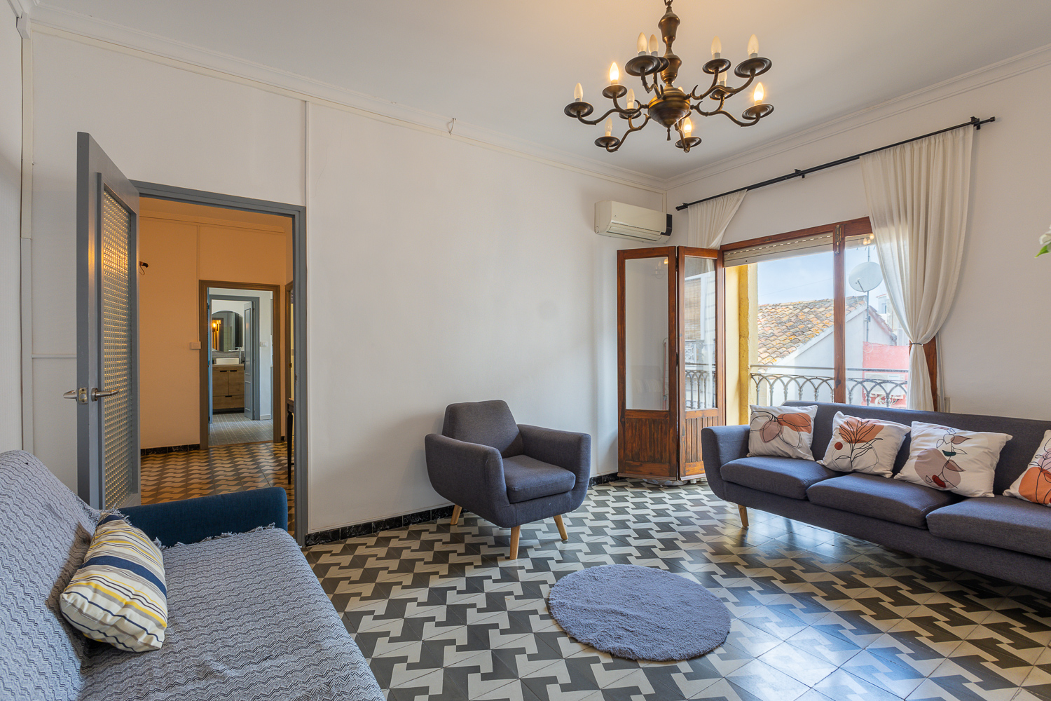 Charming 3-room apartment in the heart of Denia - an ideal investment