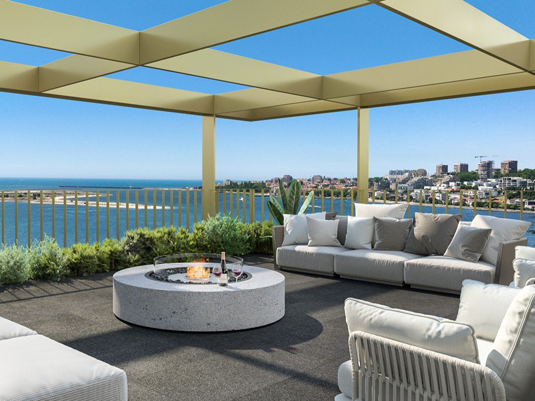 3-Bedroom Penthouse with River View near Afurada Marina