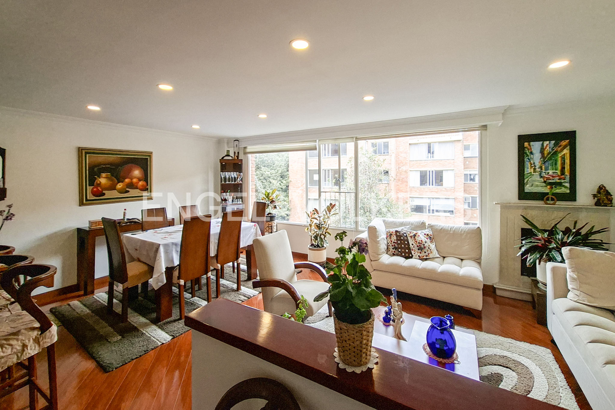 Apartamento en conjunto para venta en Pasadena