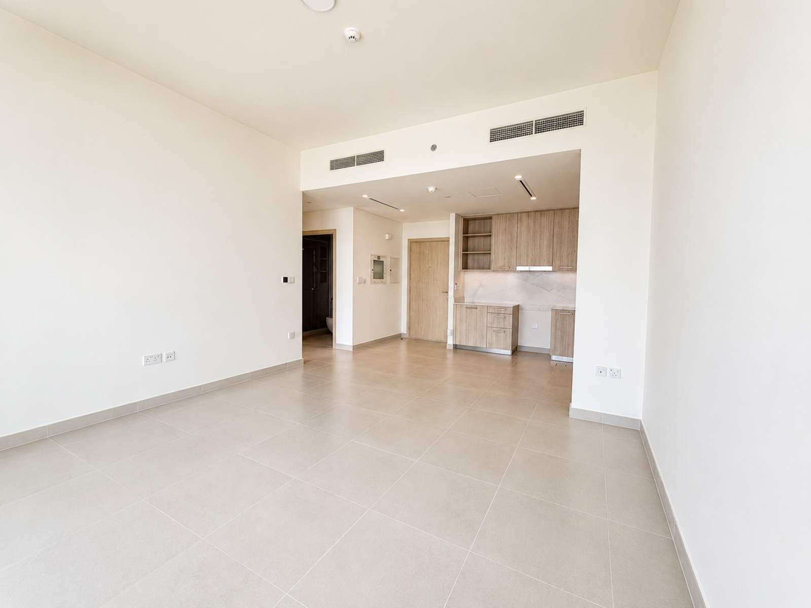 Vacant | Low Floor | Brand New Apartment