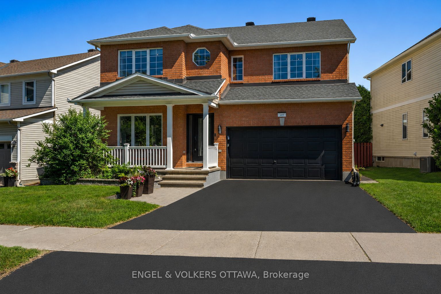 Detached Home on a Family-Friendly Street in Timbermere