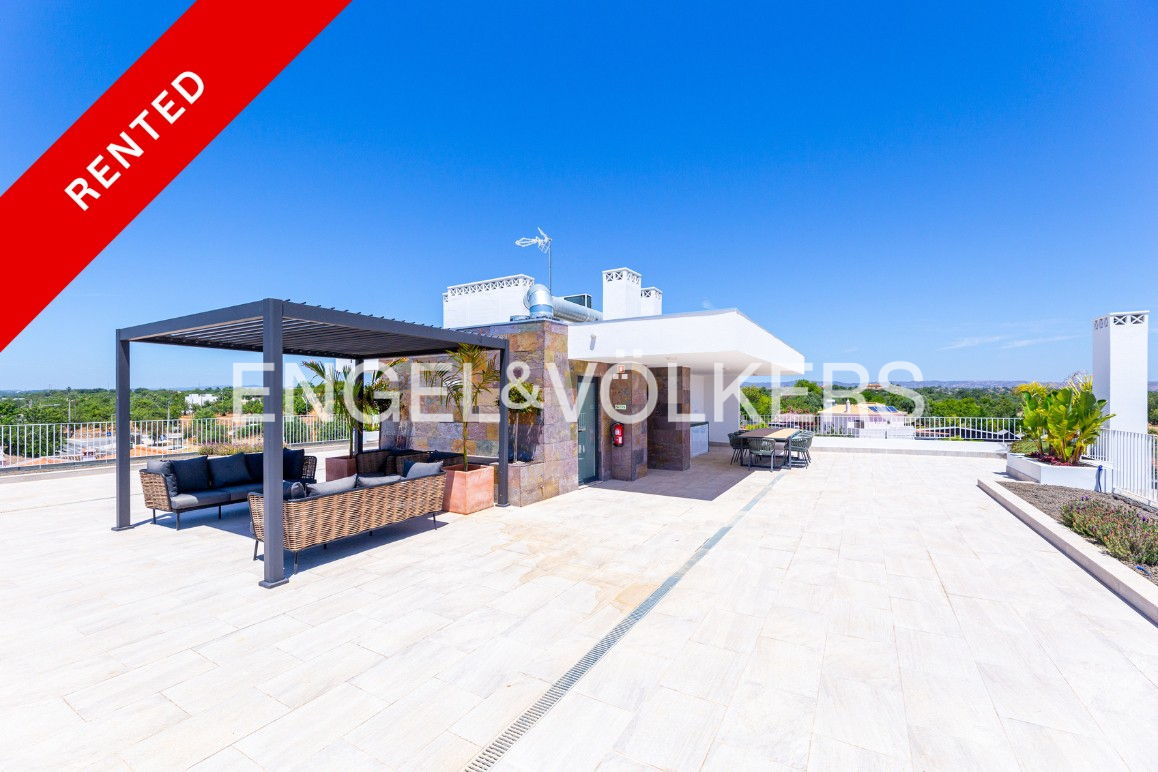 Magnificent 2-bedroom apartment for annual rent.