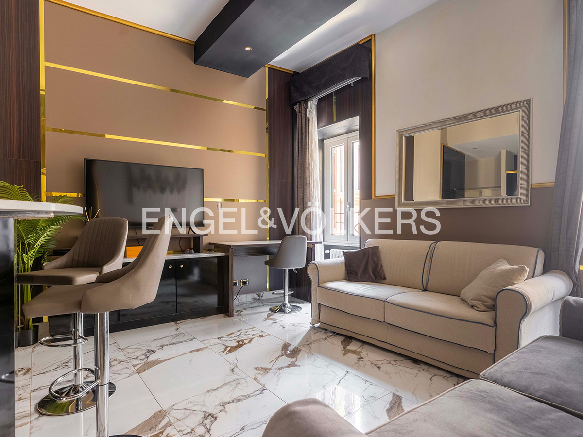 Refined residence on Via della Vite