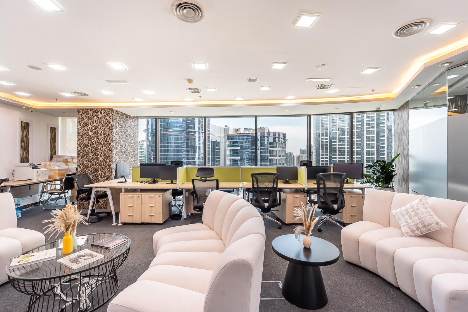 Panoramic Views | Corner Unit | Exclusive