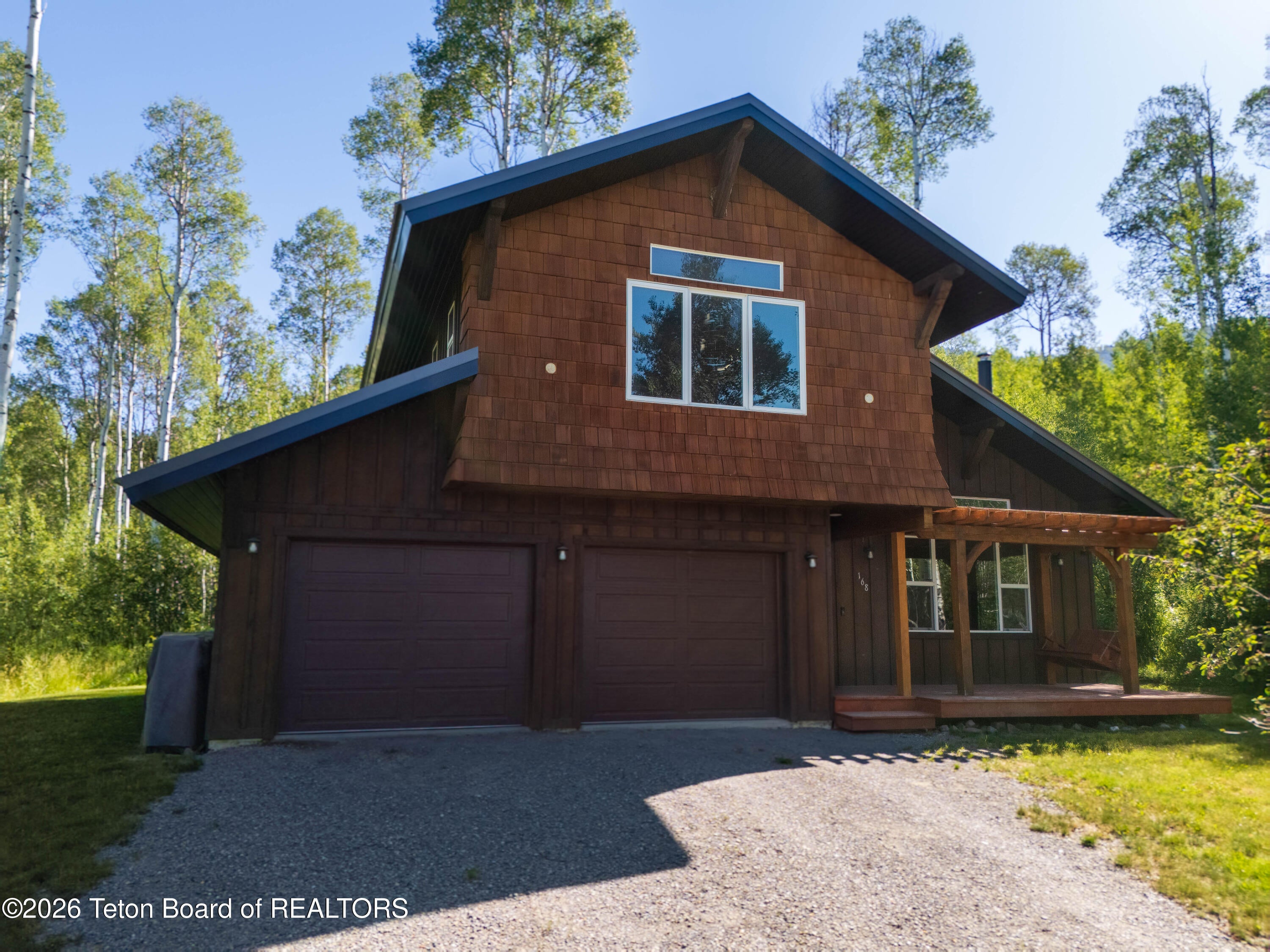 Meticulously Maintained Cabin on Star Valley Ranch