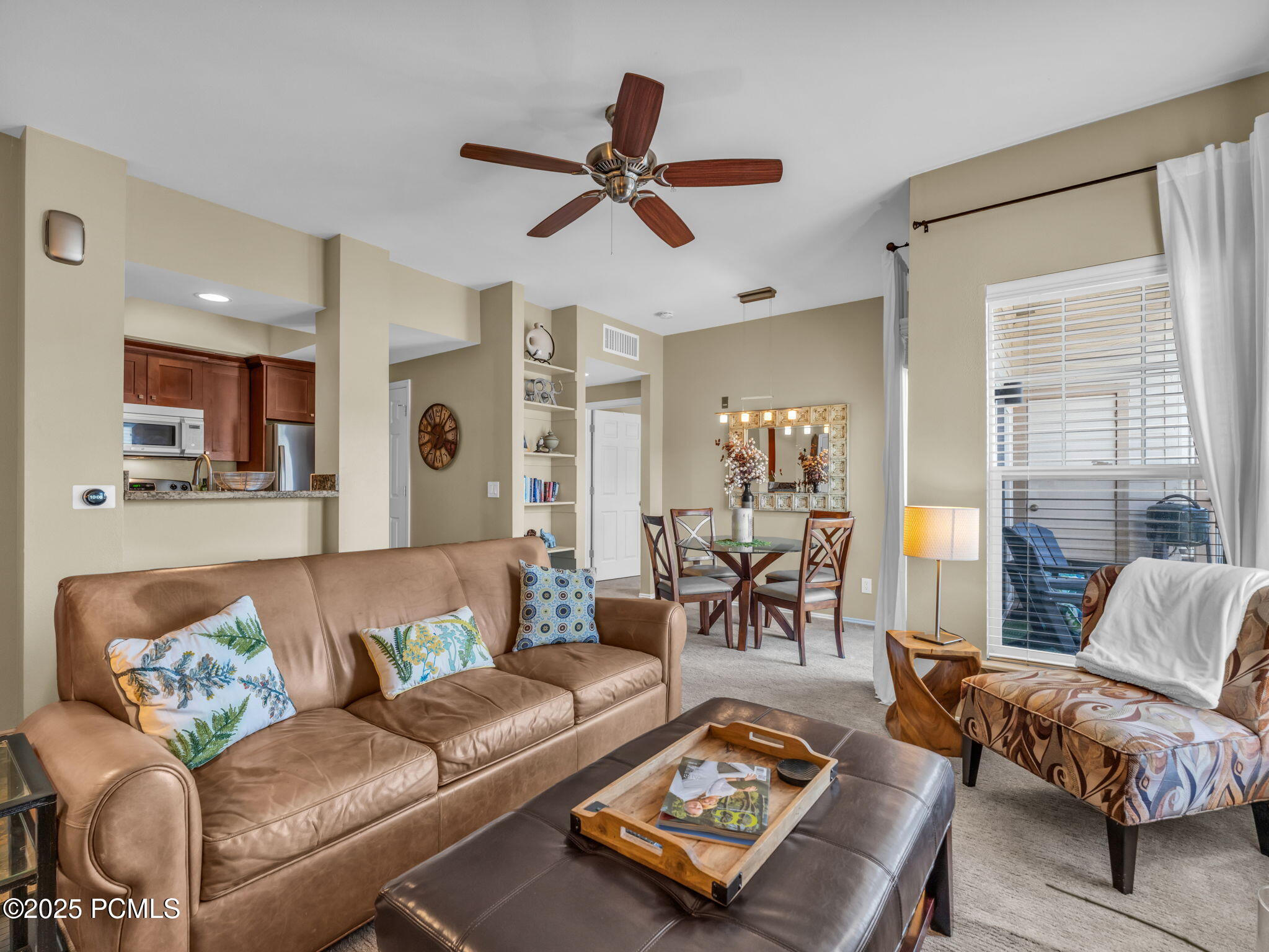 Move in Ready Canyon Creek Condo