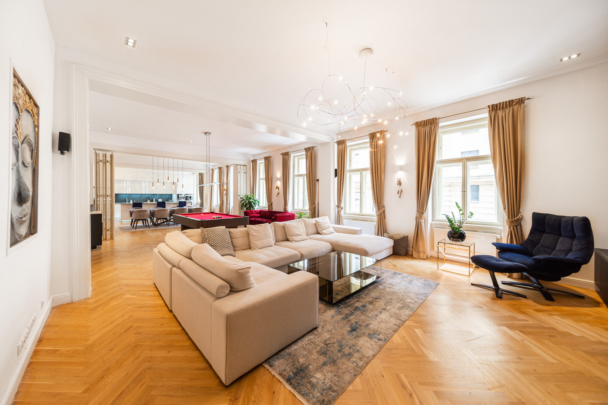 Sale of a 5+kt apartment in the Old Town