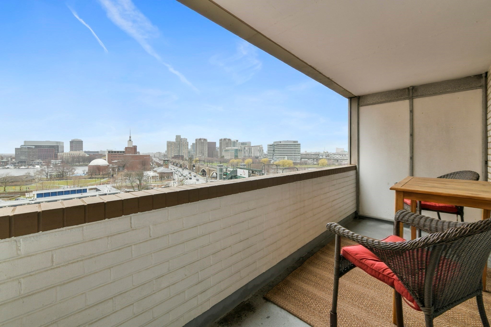 West End Studio with treasured View of the Charles River