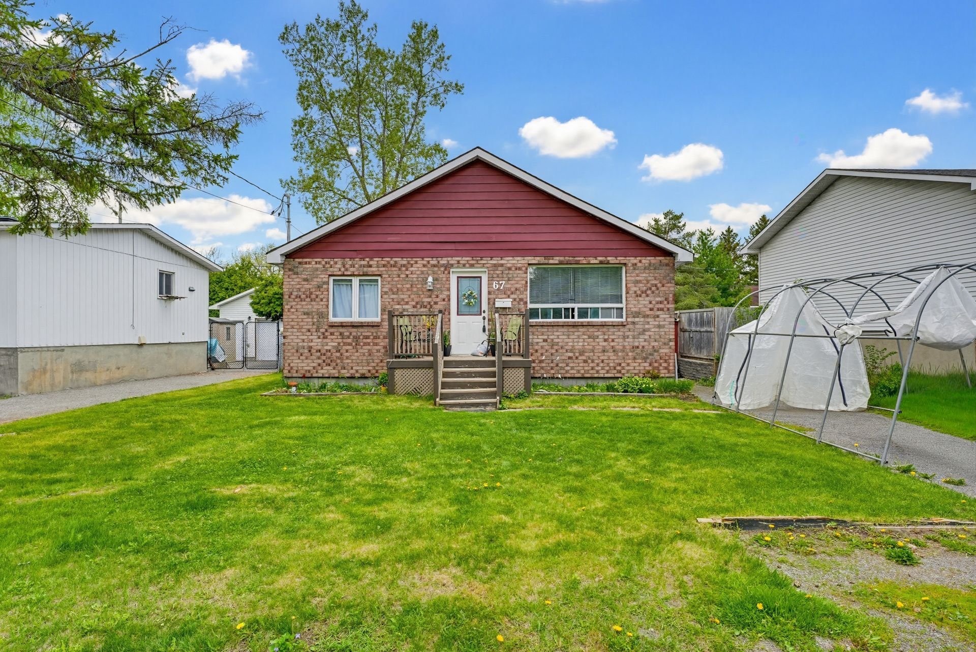 Wonderful Oppurtunity near Gatineau park.