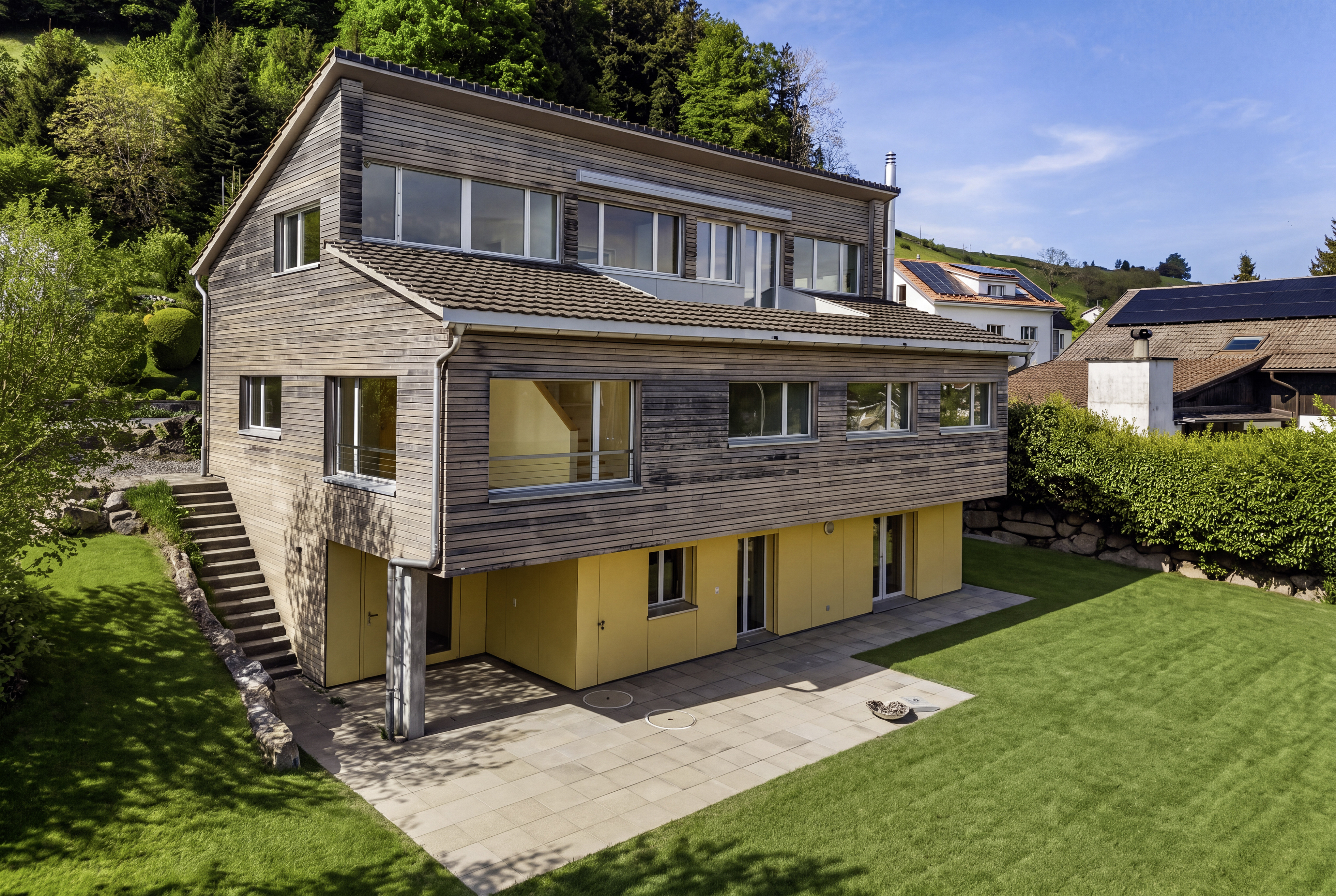 Grosszügiges Zuhause an ruhiger Lage