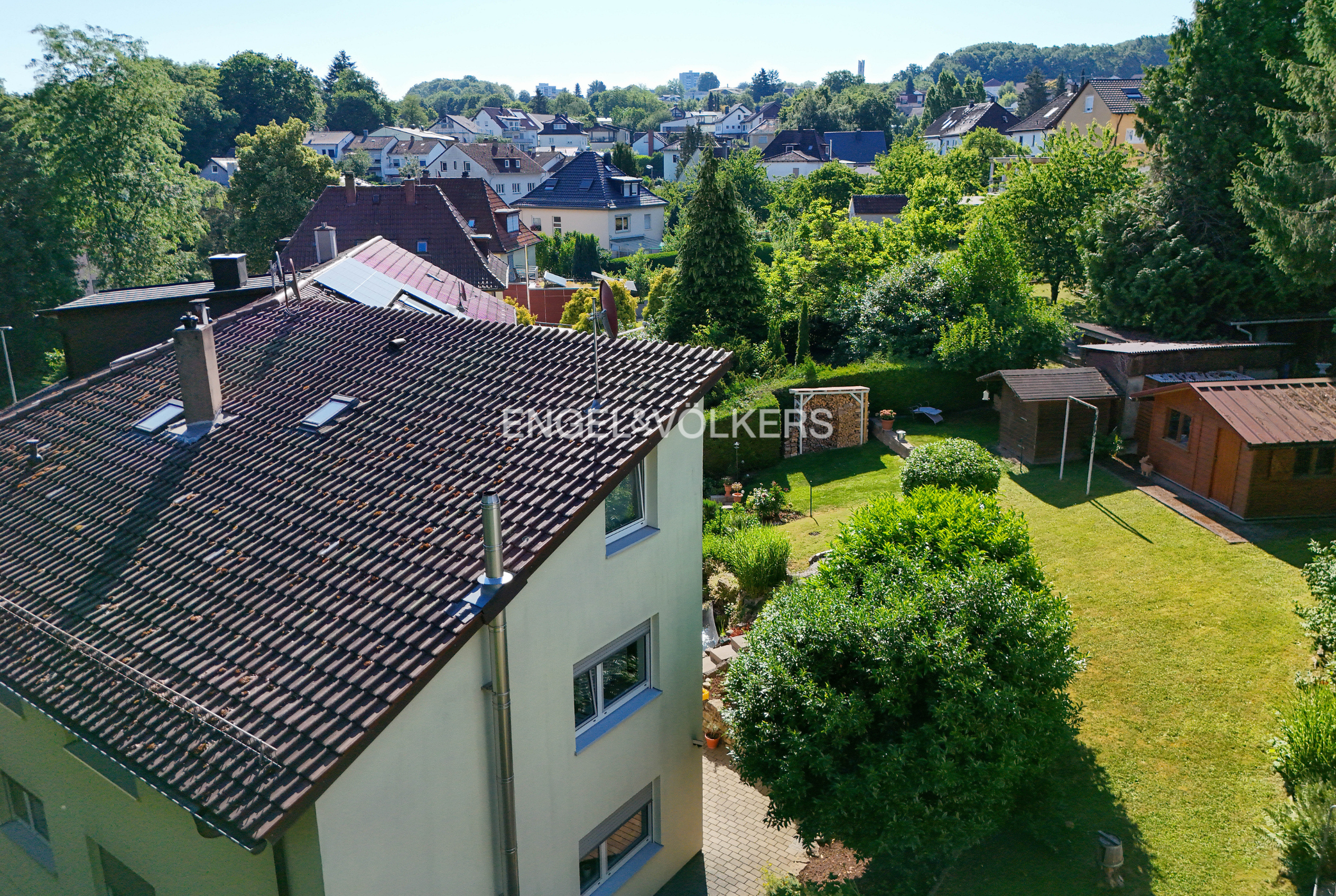 Renditestarke Gelegenheit in der Goldstadt – Mehrfamilienhaus mit fünf Einheiten