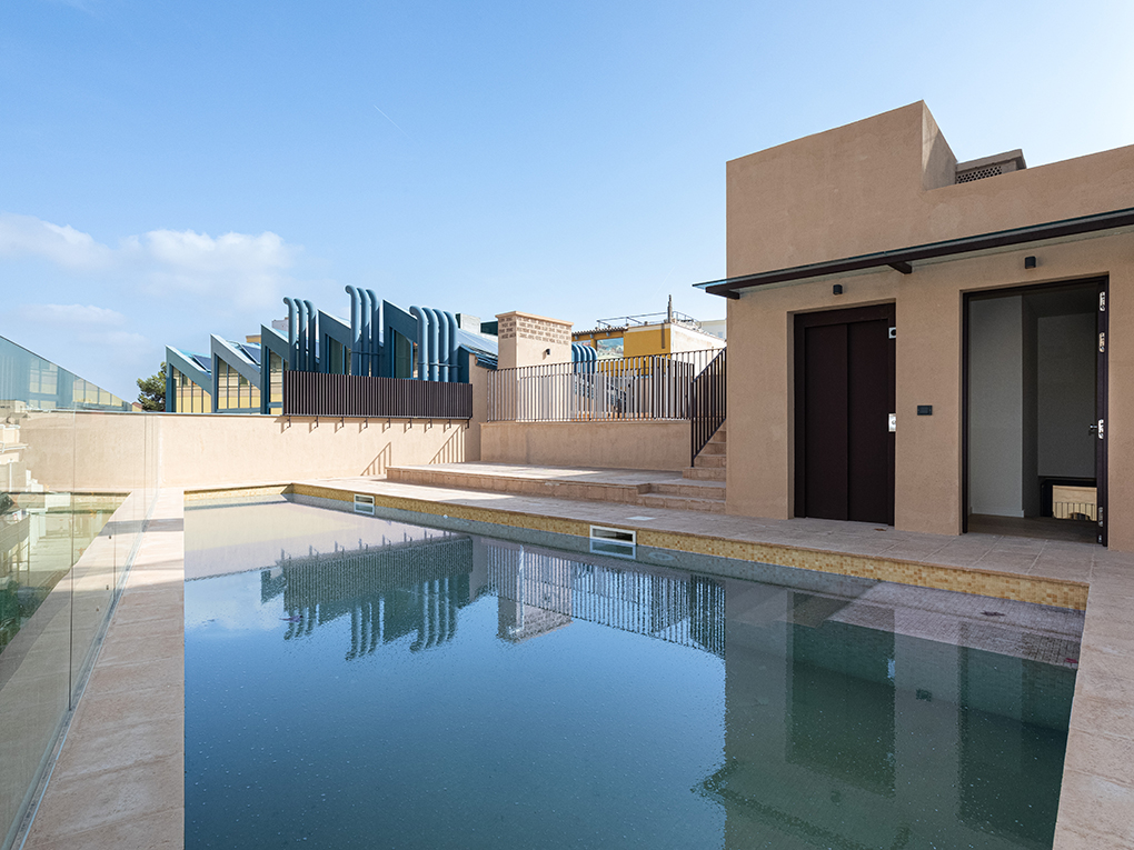 Modern triplex apartment in Gomila