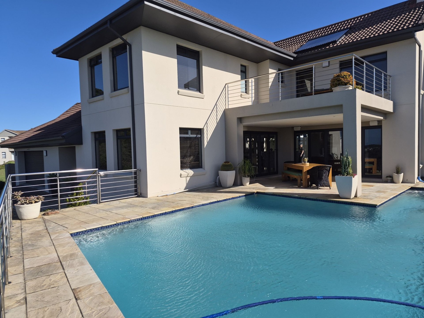 Luxury 4-Bedroom Home with Pool & River Views – Balugha River Estate