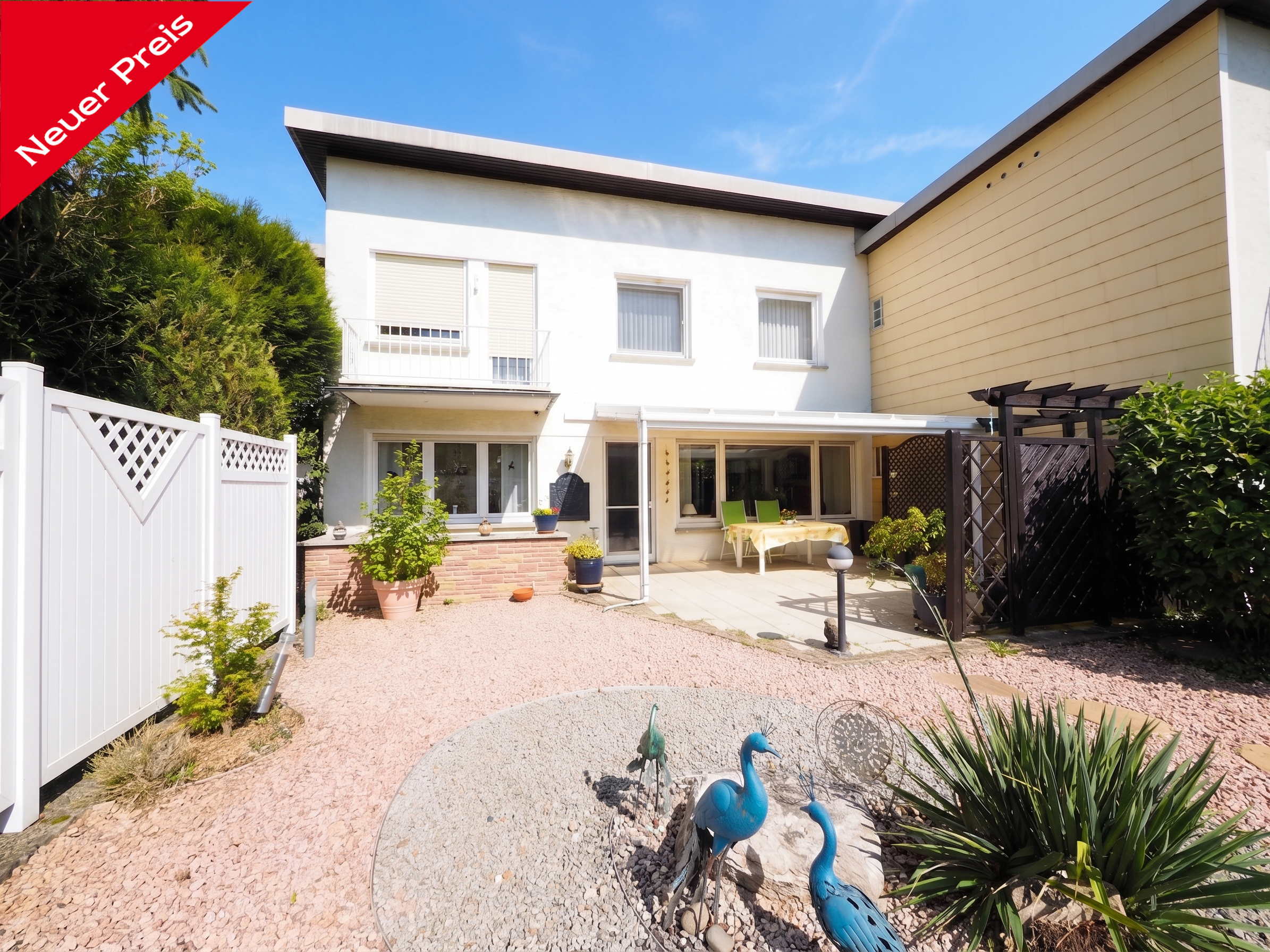 NEUER PREIS: Charmantes Einfamilienhaus mit liebevoll angelegtem Garten in familienfreundlicher Lage von Saarbrücken!