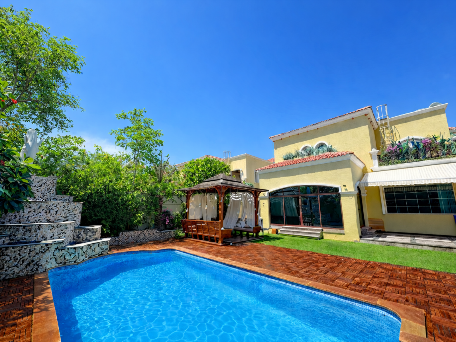 Private Pool | Cabana | Sauna | Closed Kitchen