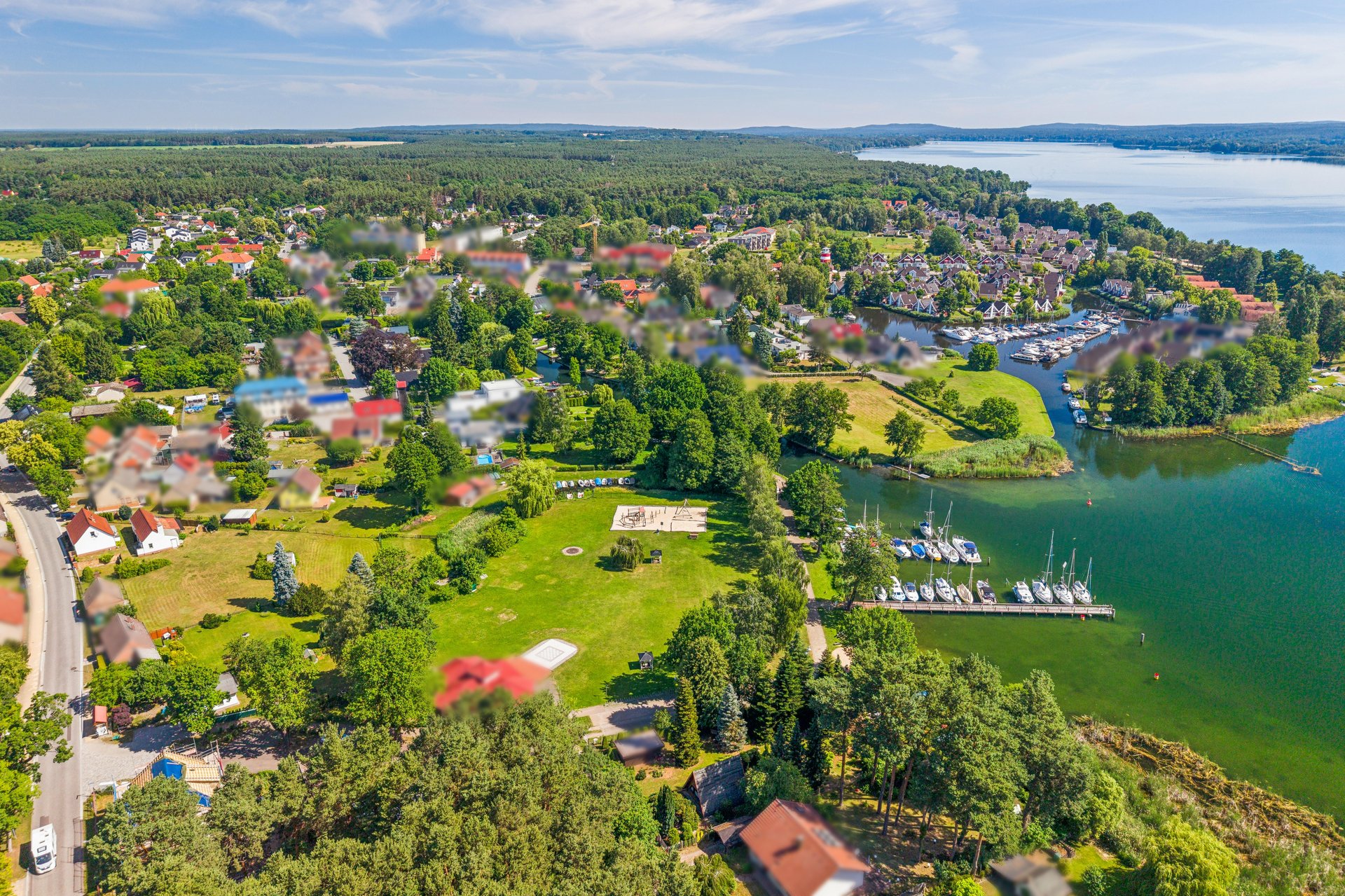 Einmalige Gelegenheit in Wendisch Rietz: Großzügiges Grundstück mit Seeblick – unmittelbar an der Festwiese und am kleinen Badestrand des Scharmützelsees.