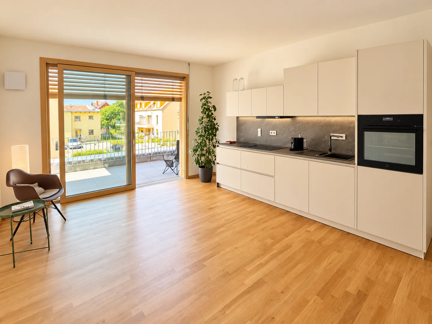 Exklusive Neubauwohnung am Cospudener See: Stilvolles 2-Zimmer-Domizil mit Balkon, Parkett und Tiefgarage - Foto 1