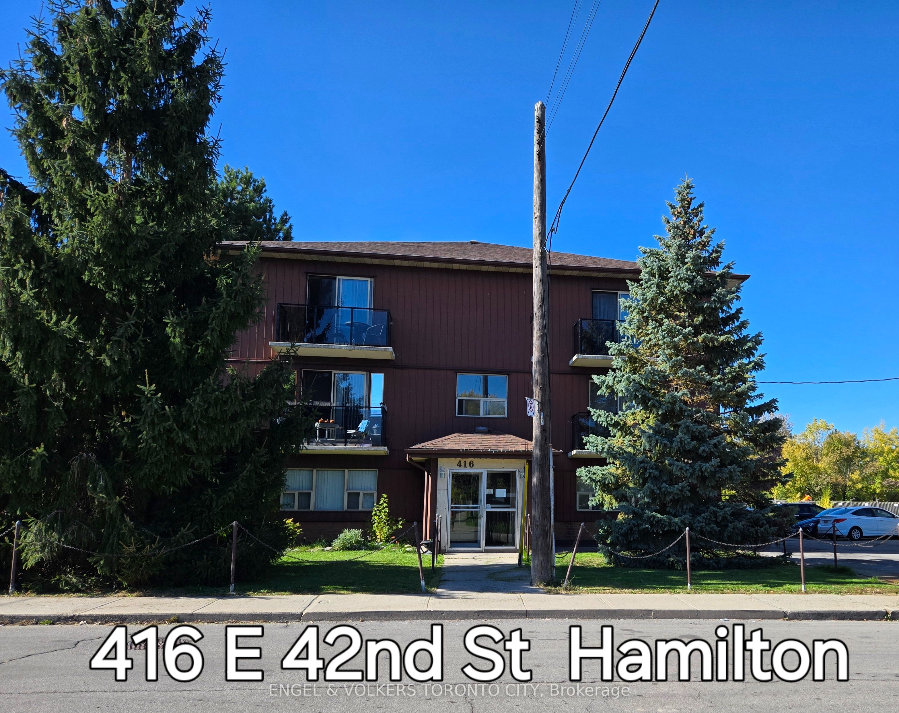 Bright & Spacious 2-Bedroom 2nd Floor Apartment