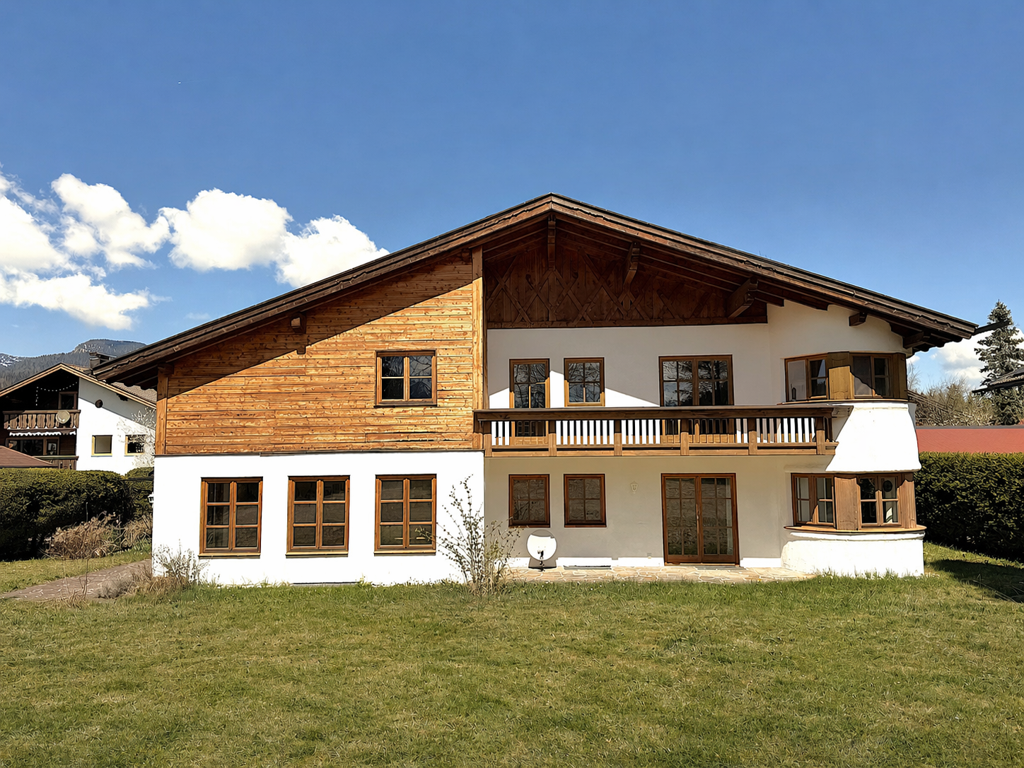 Charmantes Landhaus mit vielfältigen Nutzungsmöglichkeiten