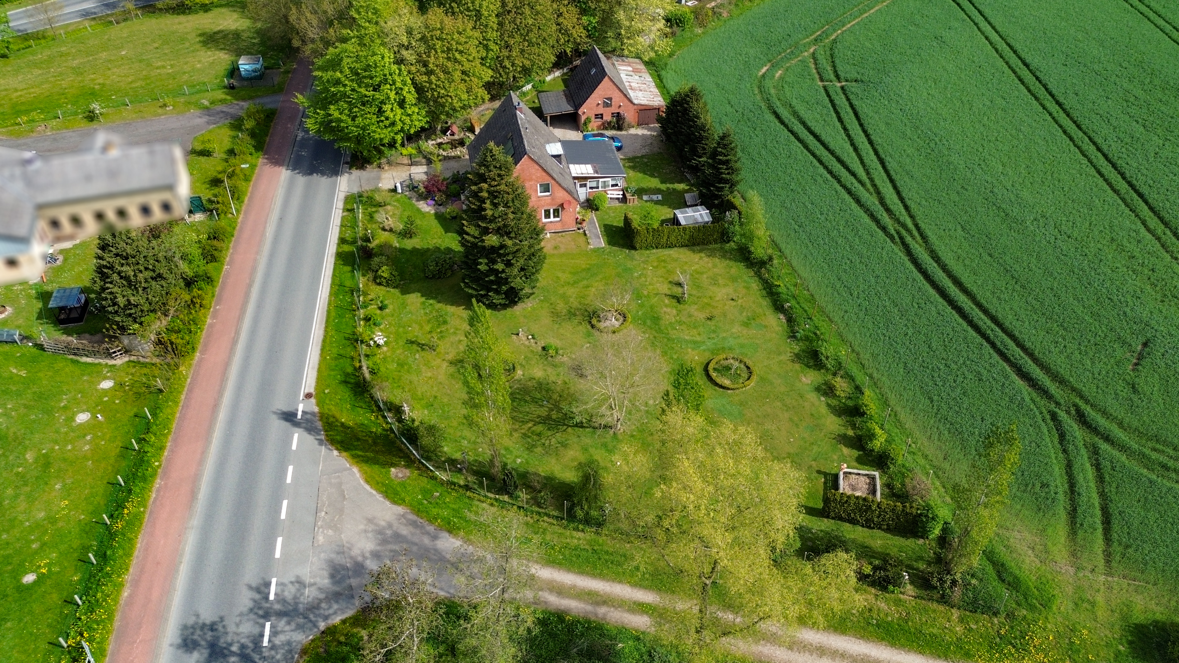 Einfamilienhaus mit Potential in Feldrandlage