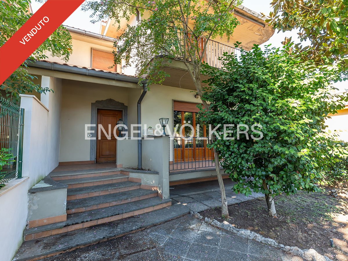 Semi-detached house unit with garden in Pantano Borghese
