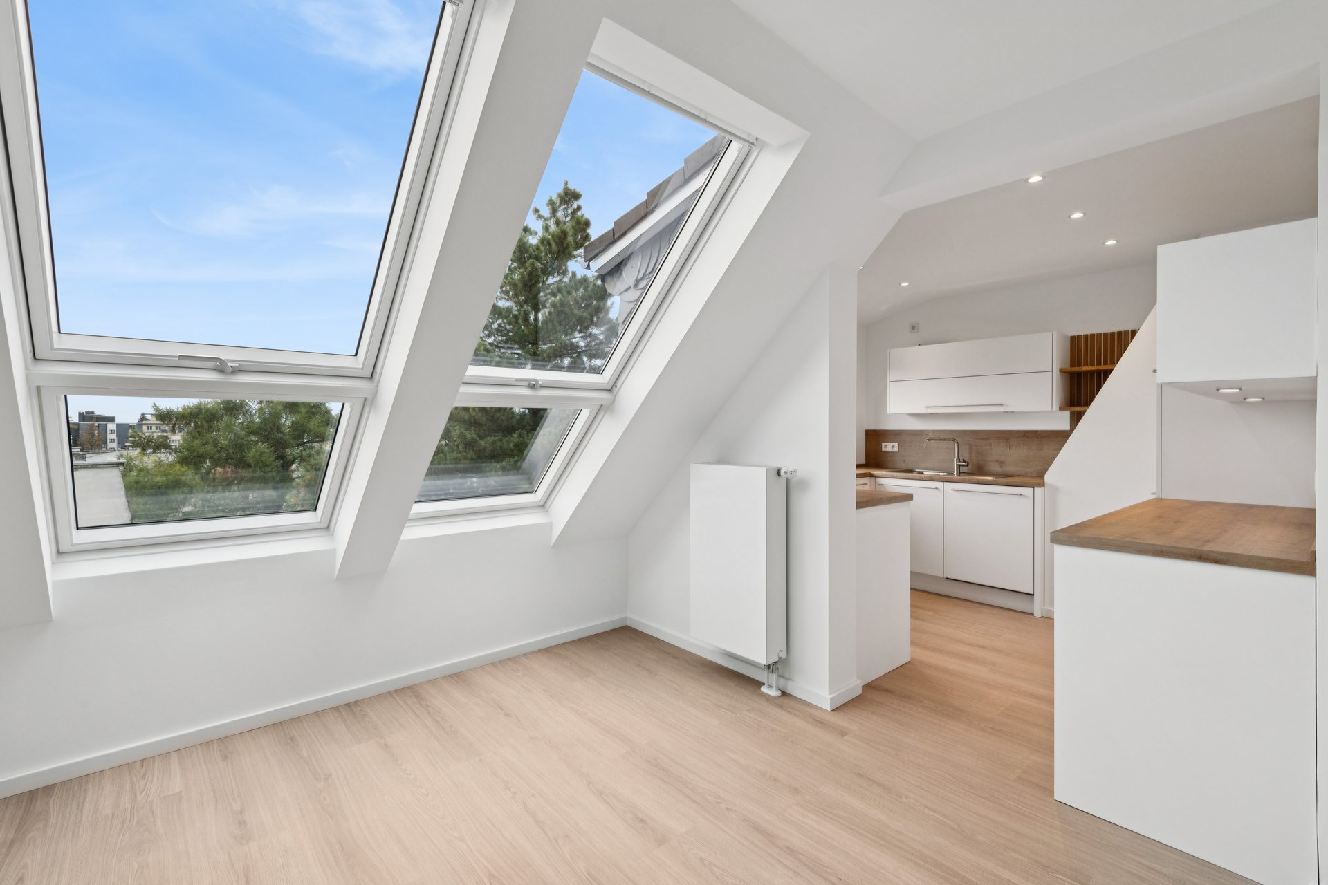 First occupancy: 3-room apartment with fitted kitchen