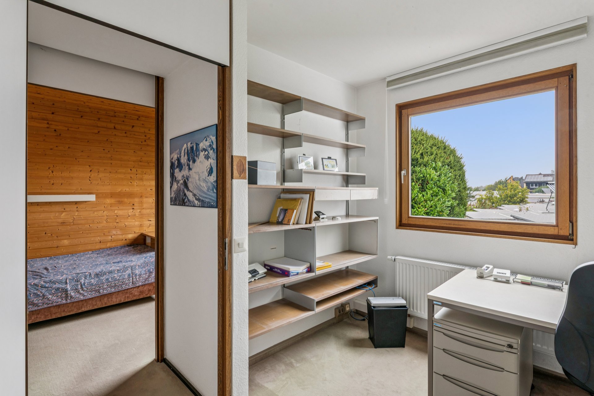 Modern living on the edge of the fields  Clear, elegant, Bauhaus-inspired