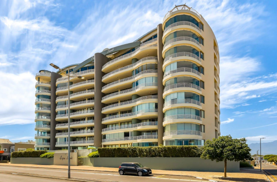 3 Bedroom Apartment for Sale - Strand