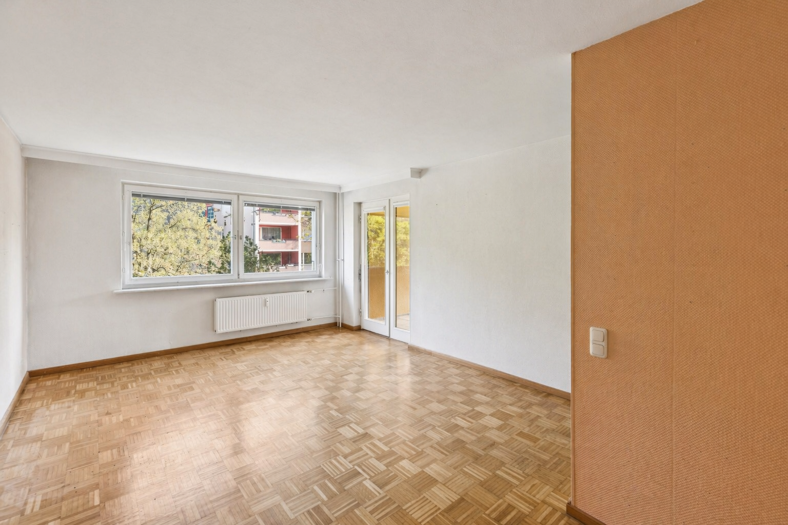 Charmante 2-Zimmer-Wohnung mit Balkon, Aufzug und Stellplatz