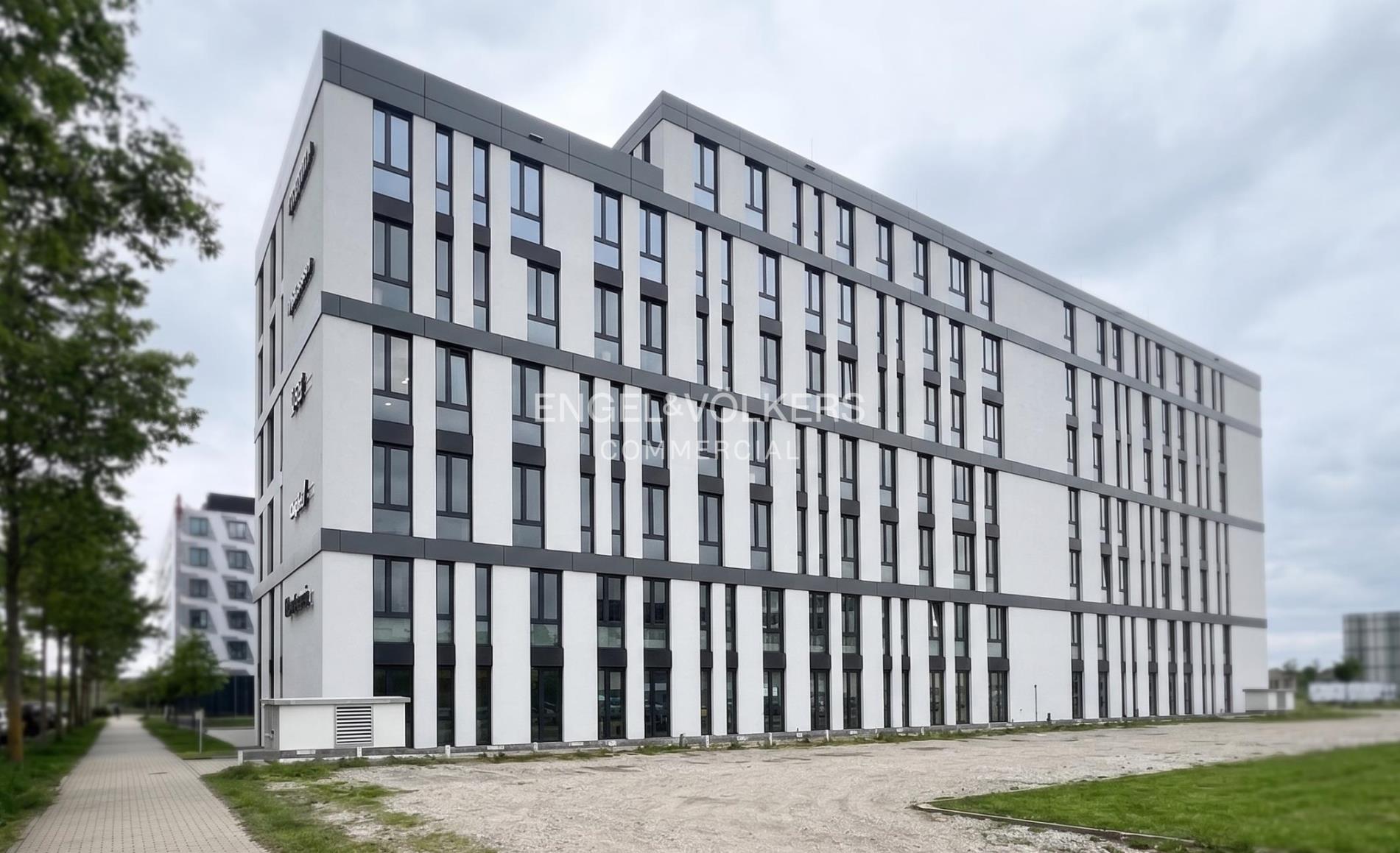 Moderne Büros in Top-Lage: Unter- oder Nachvermietung am BER