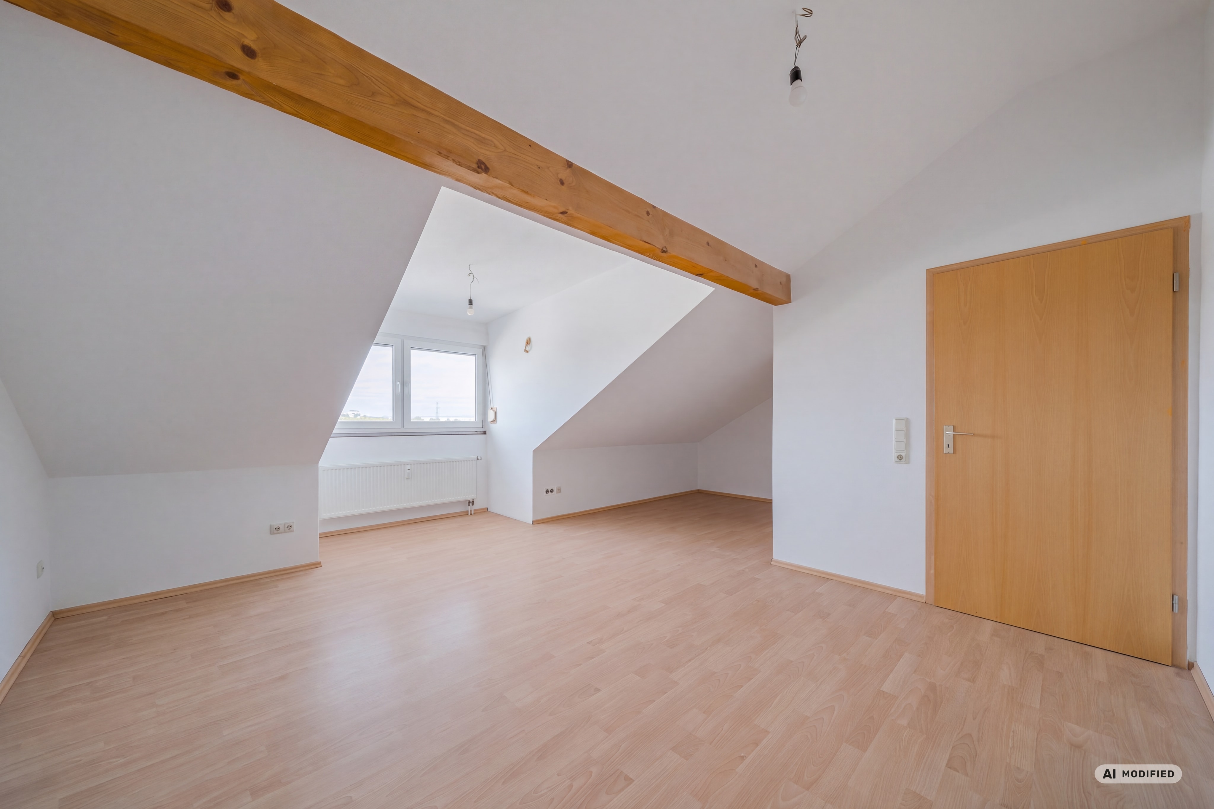 Charaktervolle 5 Zimmer- Maisonette-Wohnung in LU-Edigheim!