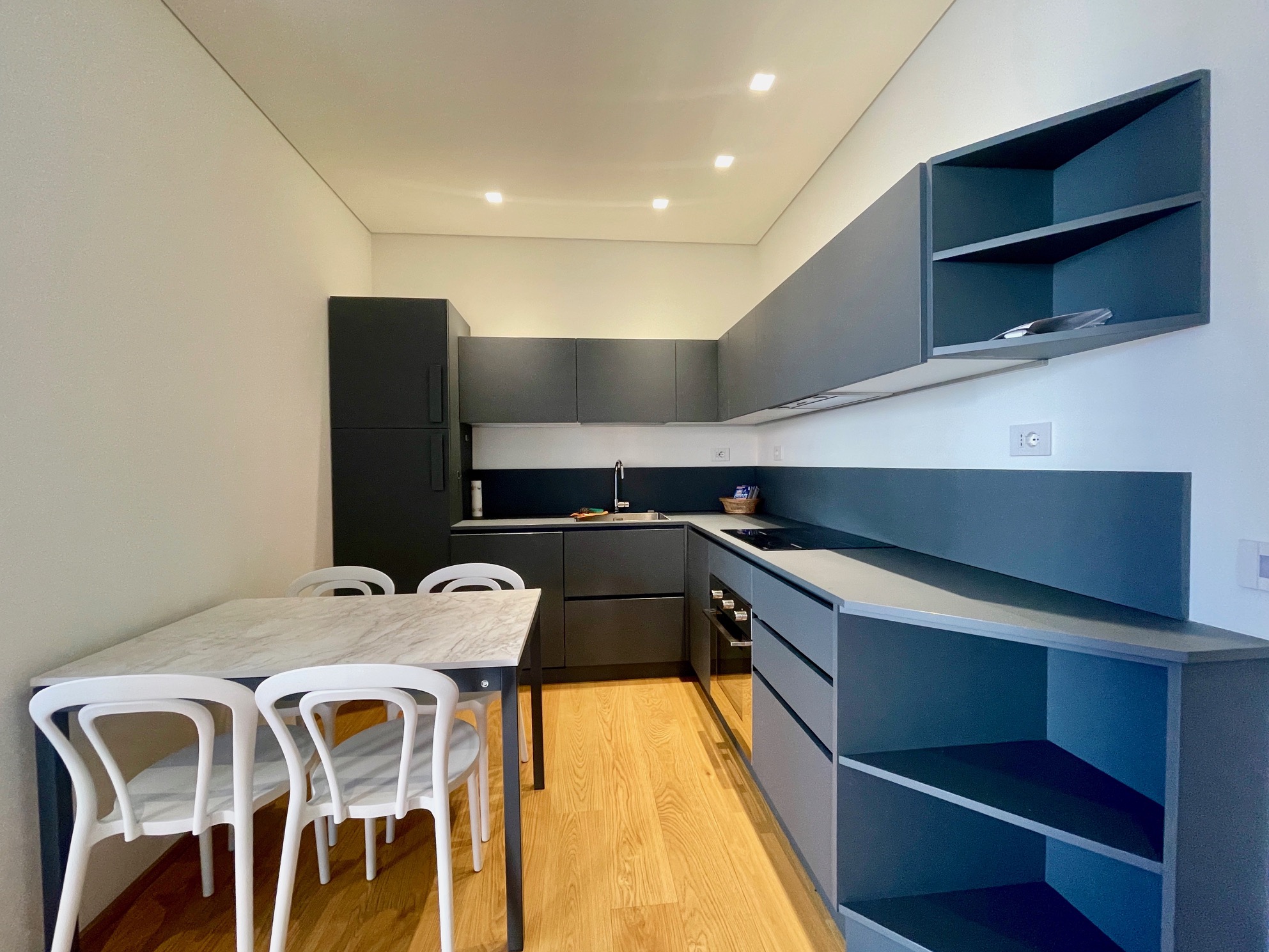 Elegant two-room apartment in the centre