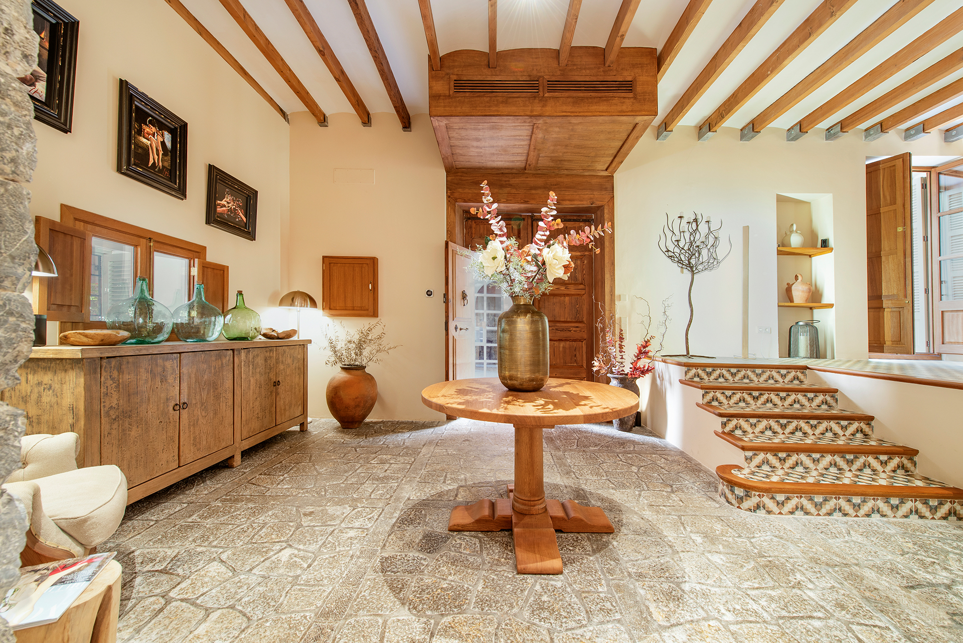 Elegantes Dorfhaus mit atemberaubendem Tramuntana-Blick in Fornalutx