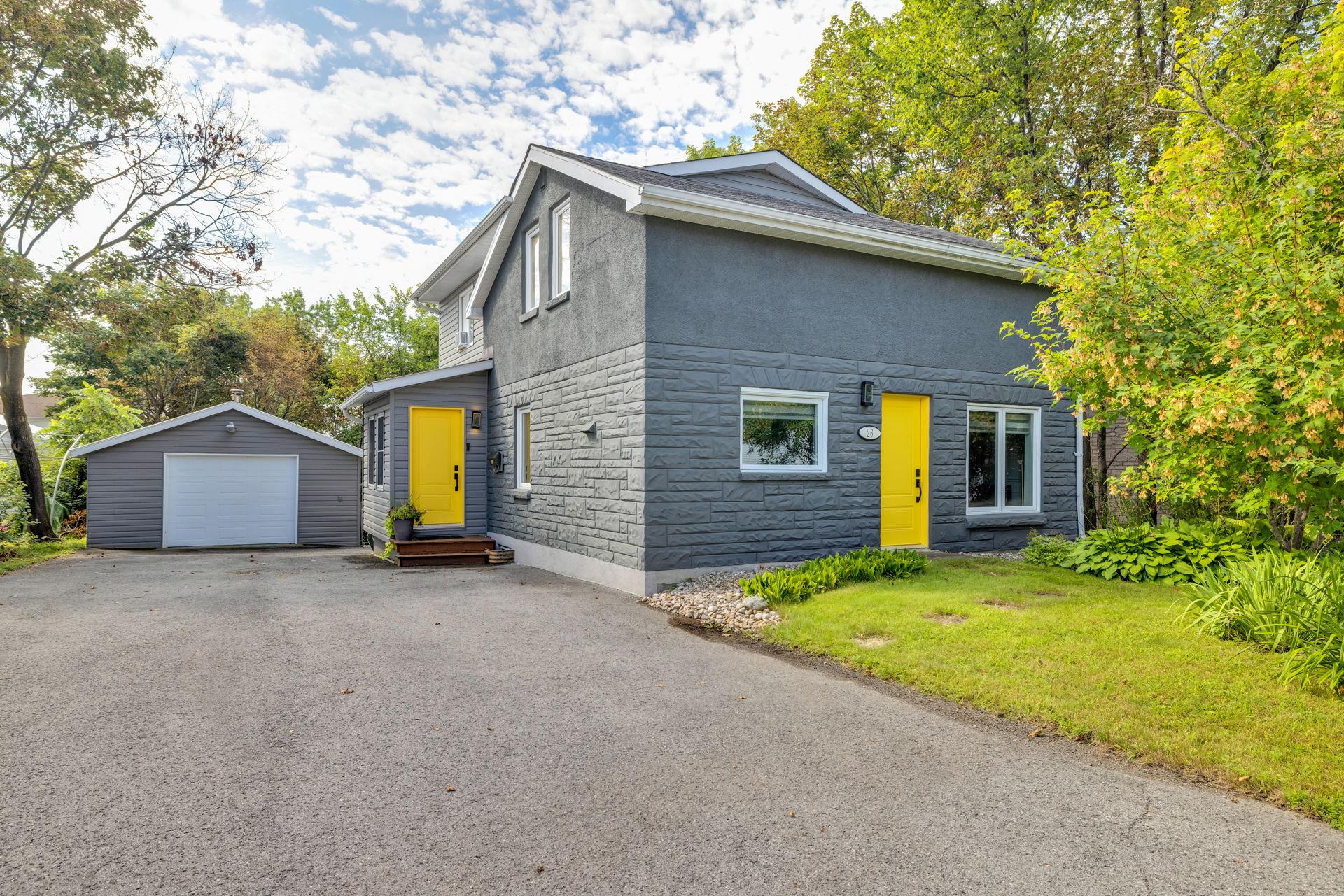 Experience Vieux Aylmer Living at Its Finest