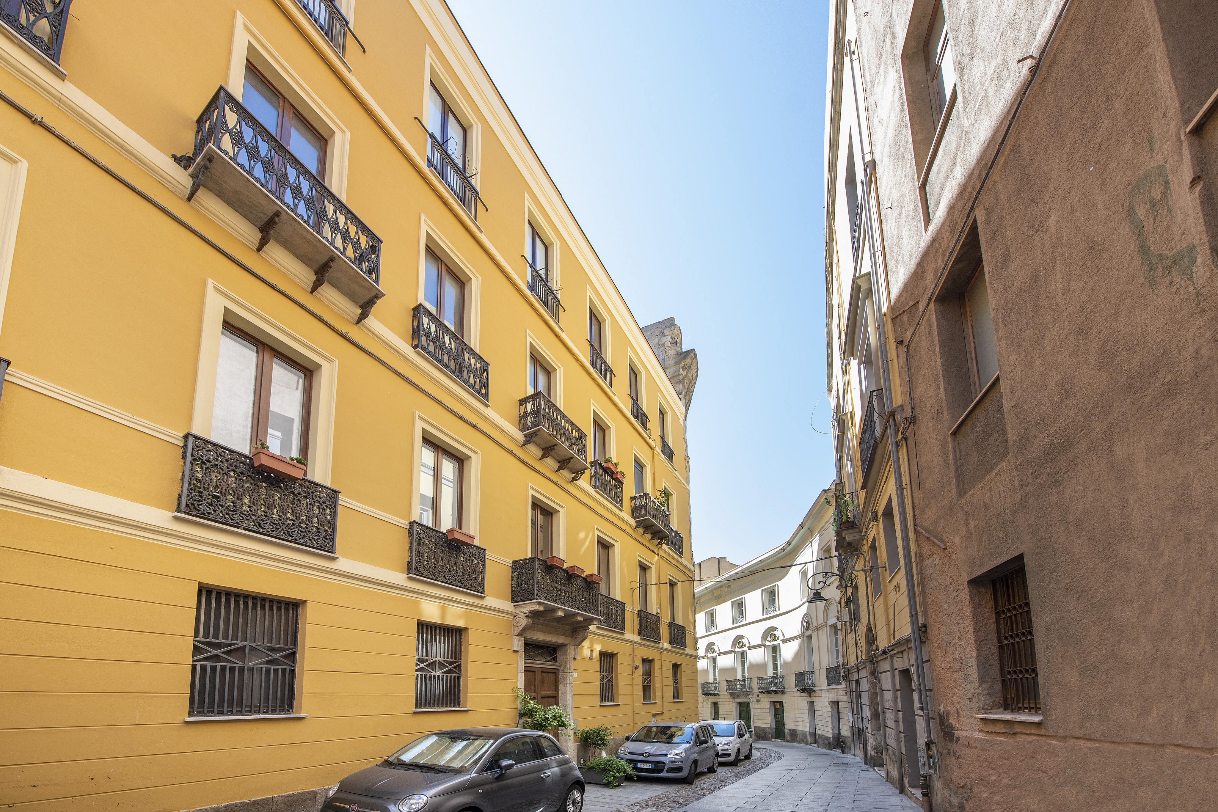 Elegant Residence in the Heart of Via dei Genovesi