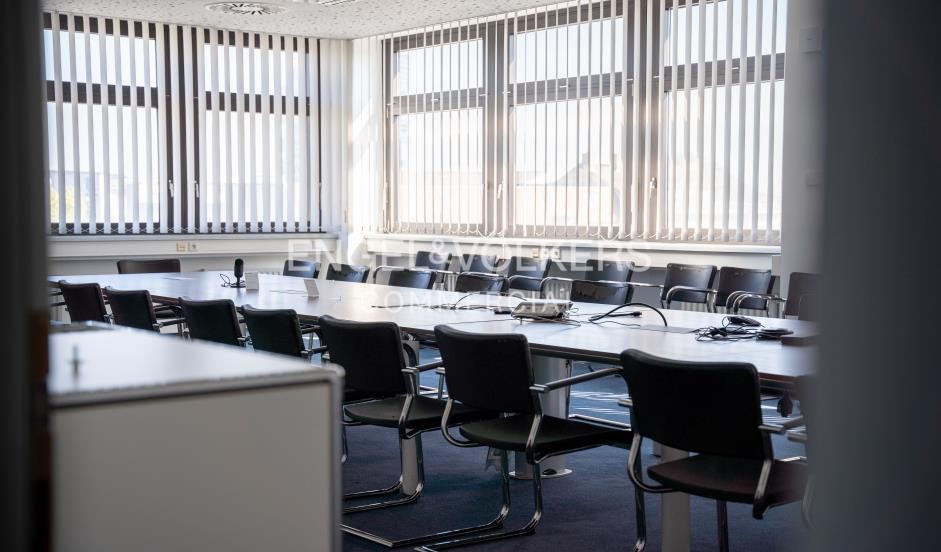 Büro und Schulungen möglich!