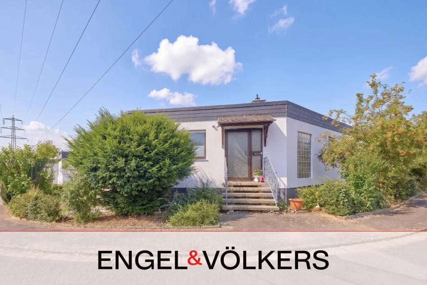 Großzügiger Bungalow mit viel Privatsphäre und Gestaltungspotenzial