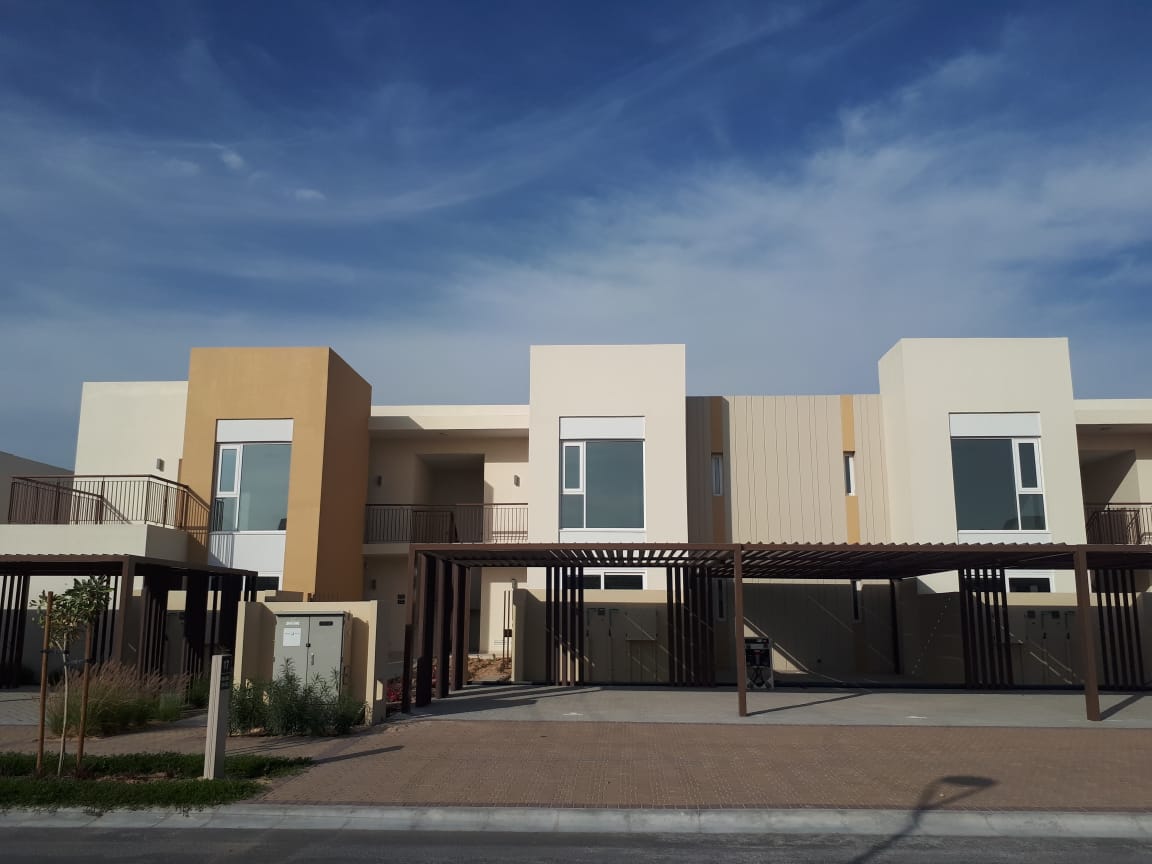 Level 1 | Spacious Balcony | Large Layout