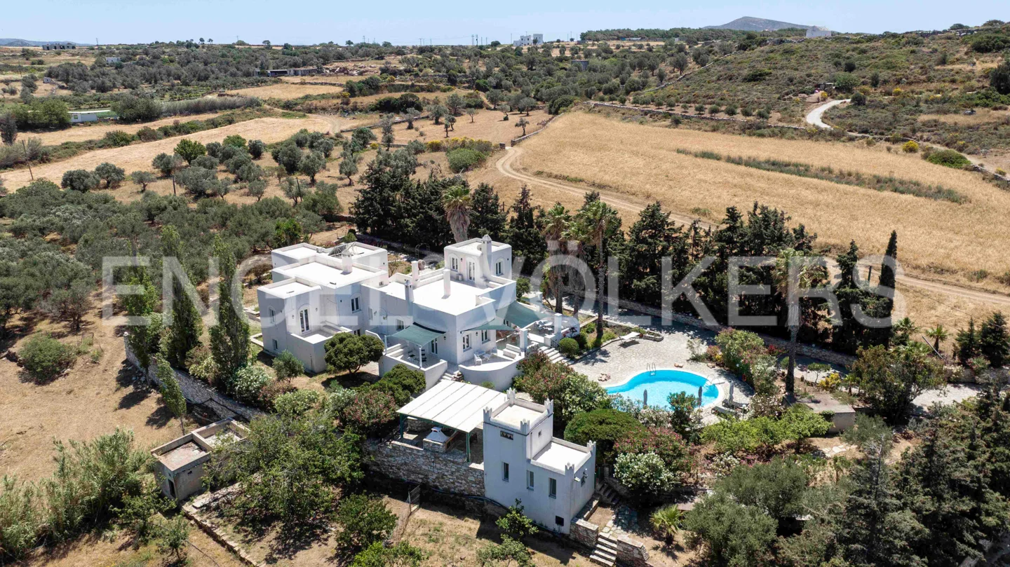 Rare Countryside Estate with pool in Cyclades
