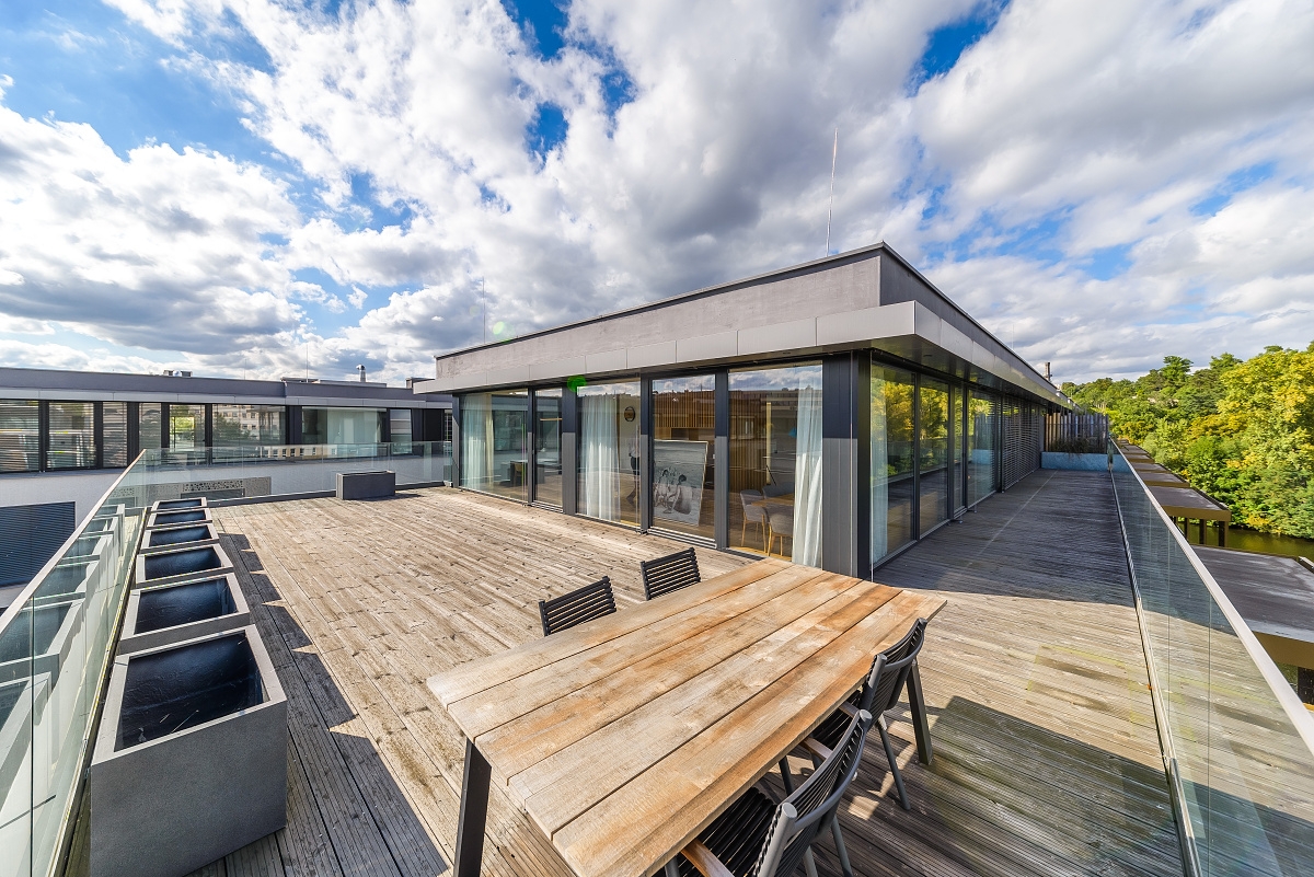 Rent a 4+kt penthouse with terrace in DOCK residential project