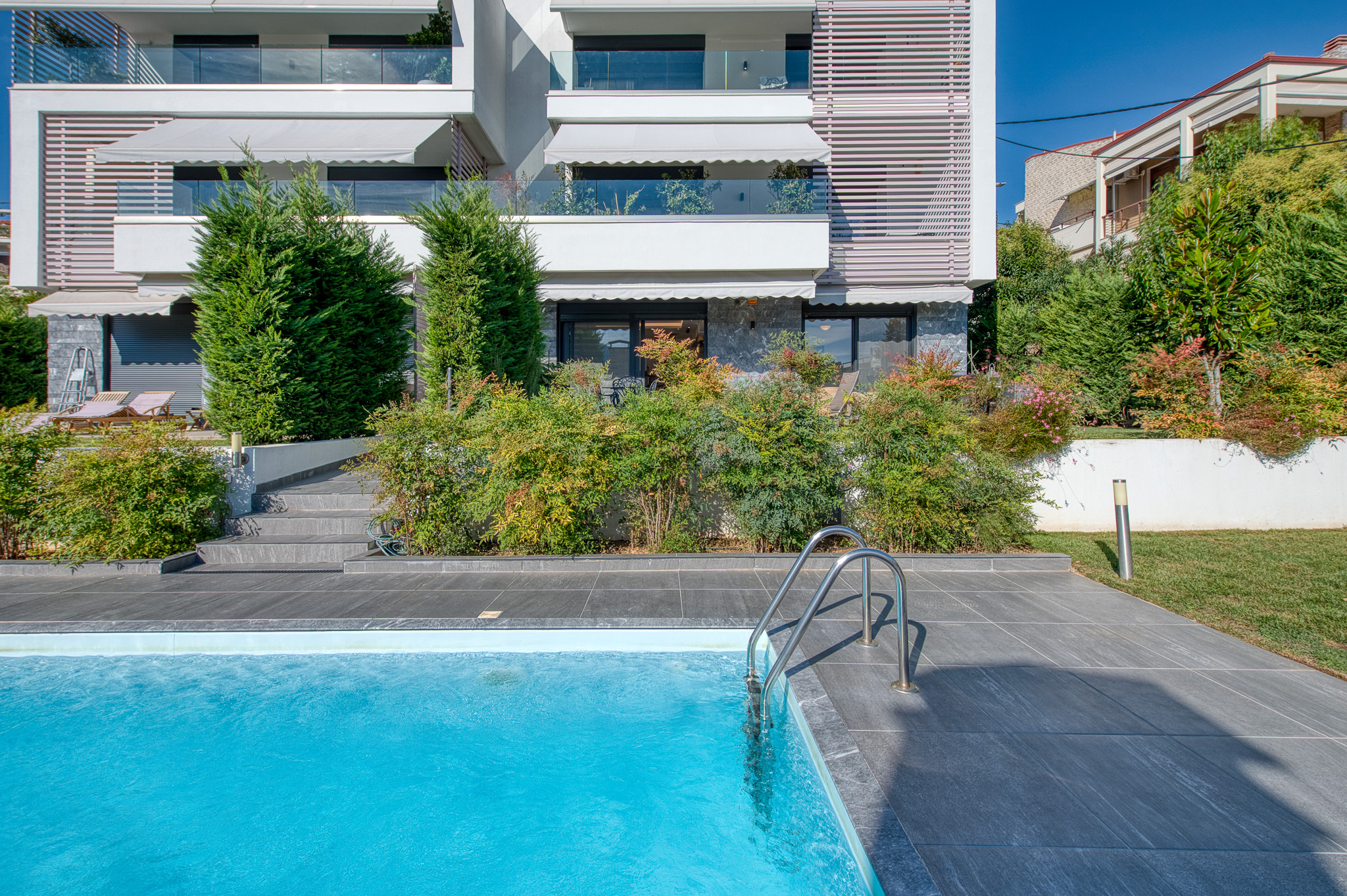 Elegant apartment with private garden