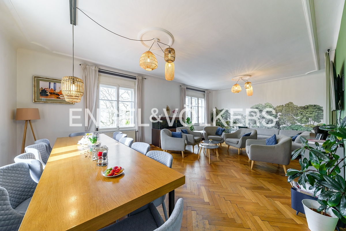 Representative villa with swimming pool and sauna