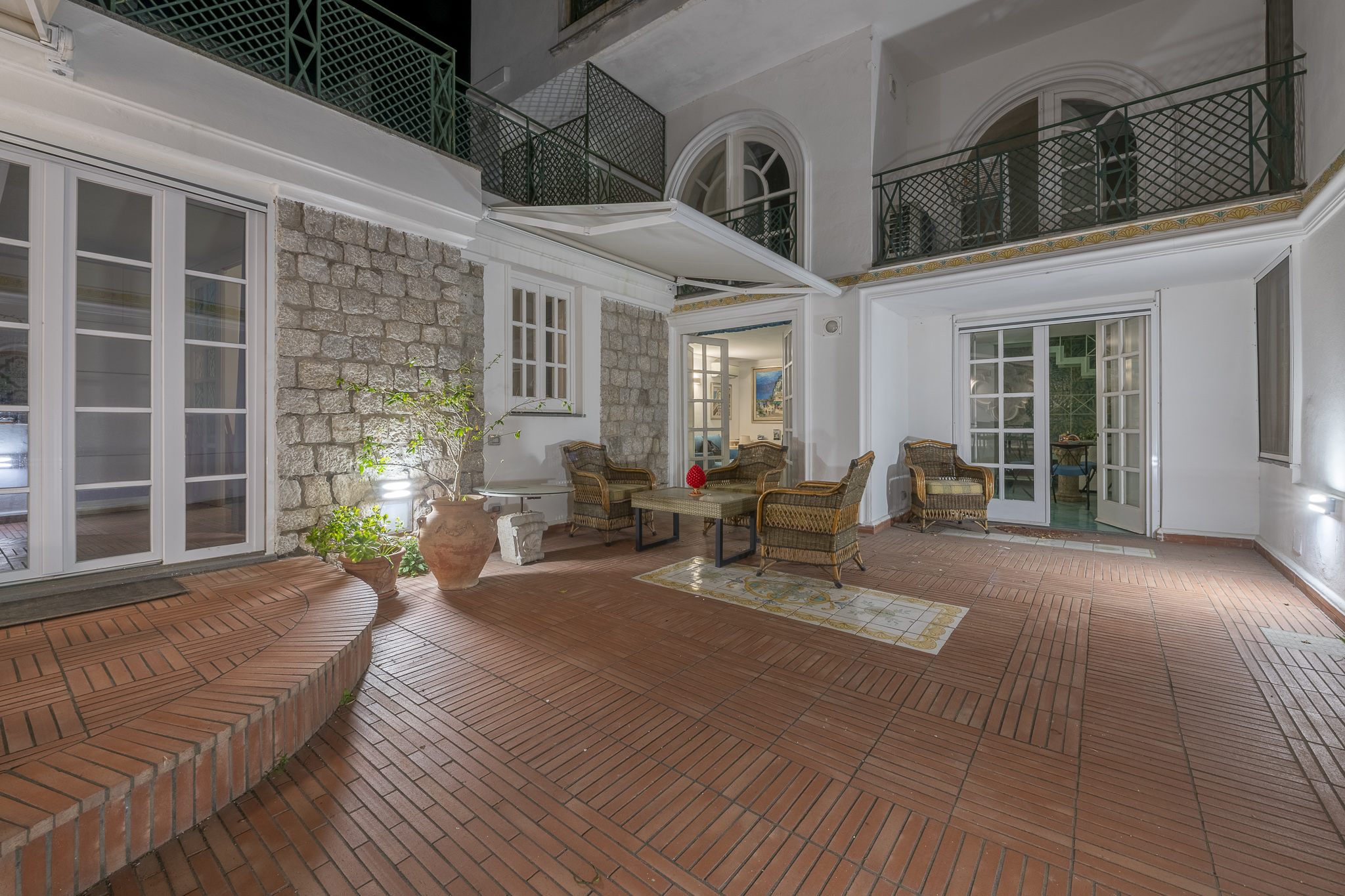 Charming Property in Capri, between Via Camerelle and Via Tragara