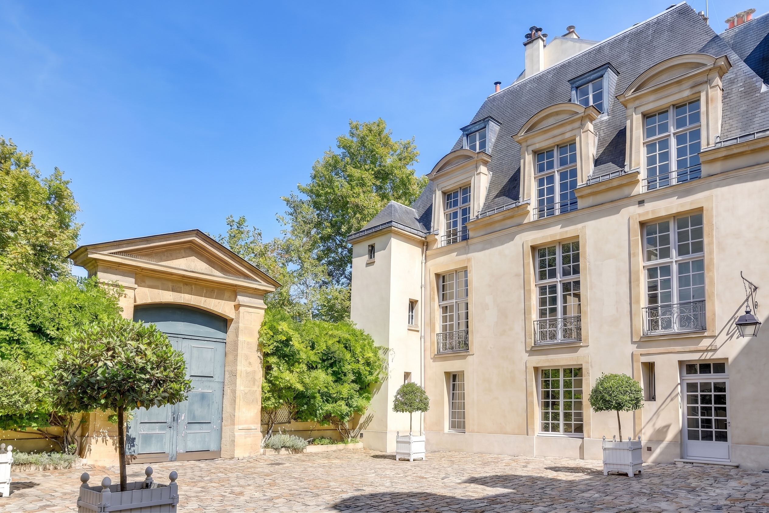 Historic townhouse - Paris 5th