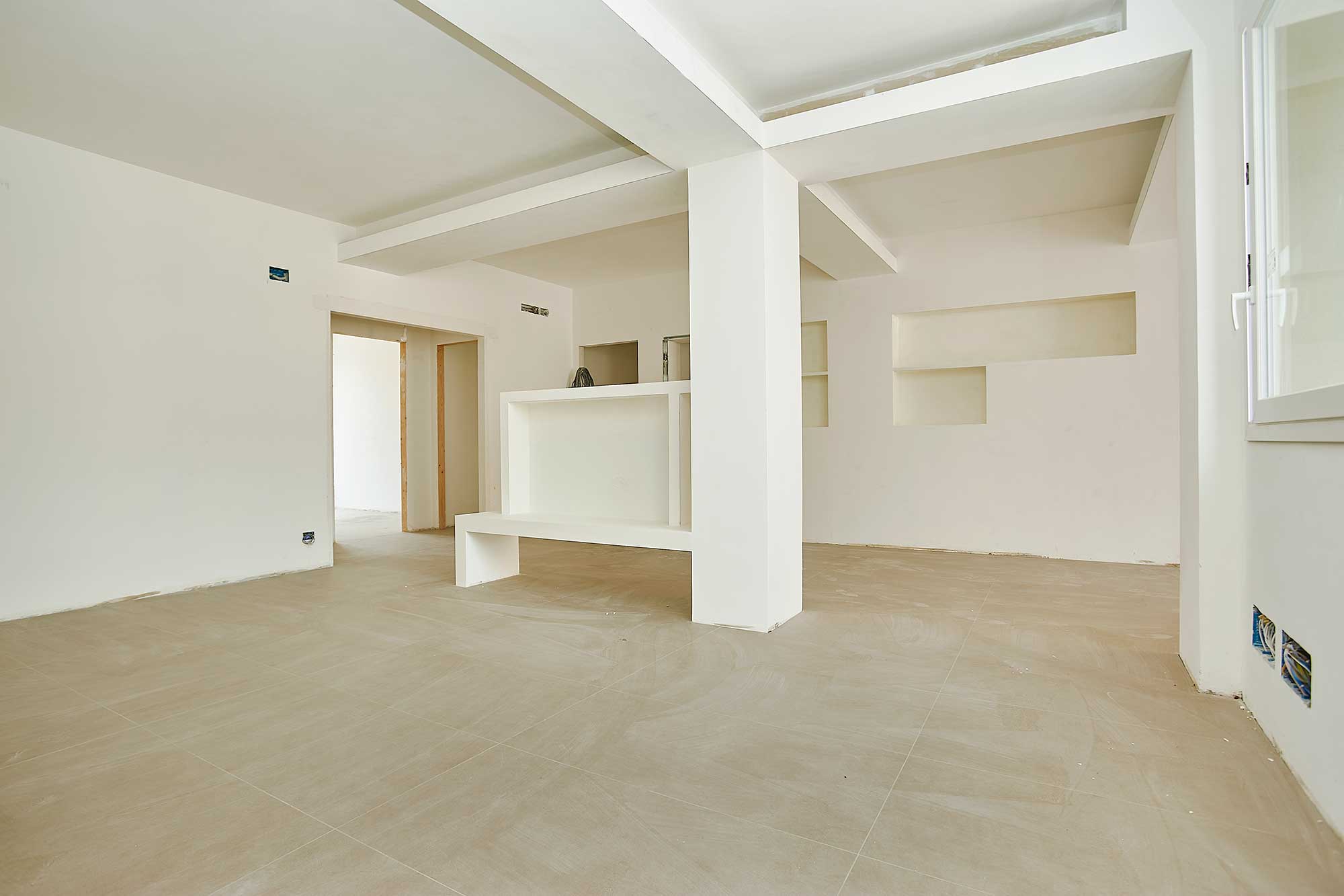 Freistehendes Haus mit Garage