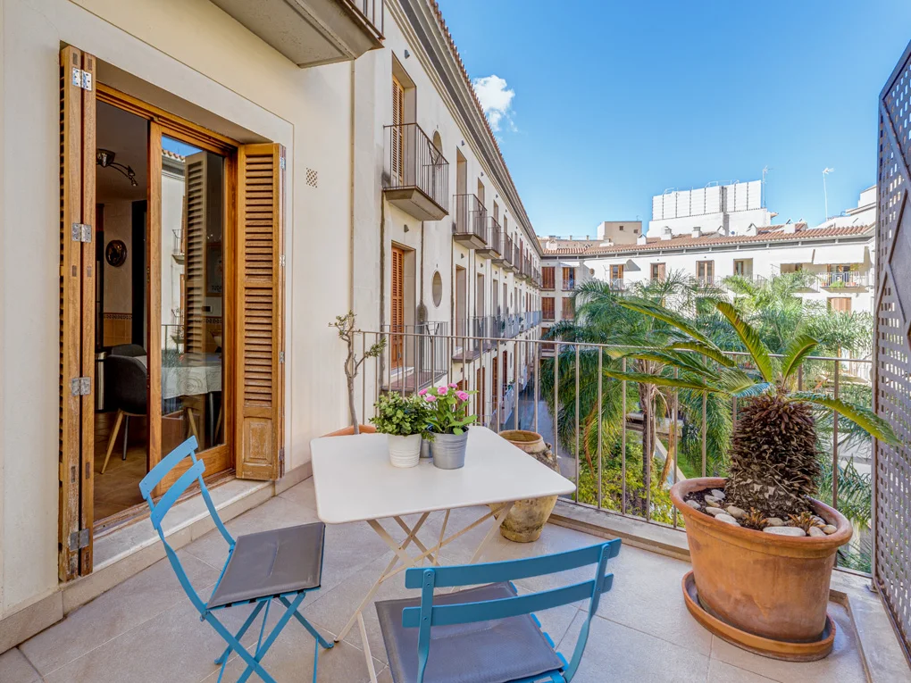 Excellent flat with terrace, lift & parking in the Old Town -  Palma de Mallorca